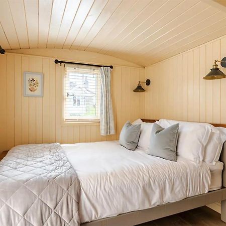 Shepherd'S Hut, Bath Zewnętrze zdjęcie