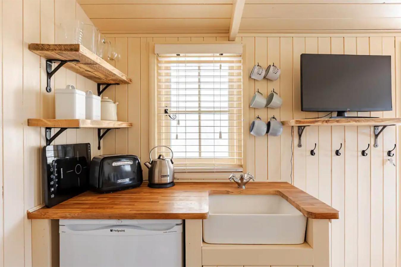 Shepherd'S Hut, Bath Zewnętrze zdjęcie